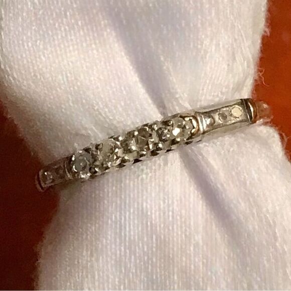 Antique 14kt Gold Platinum Diamond Wedding Anniversary Band Size 5.5 - Picture 1 of 16